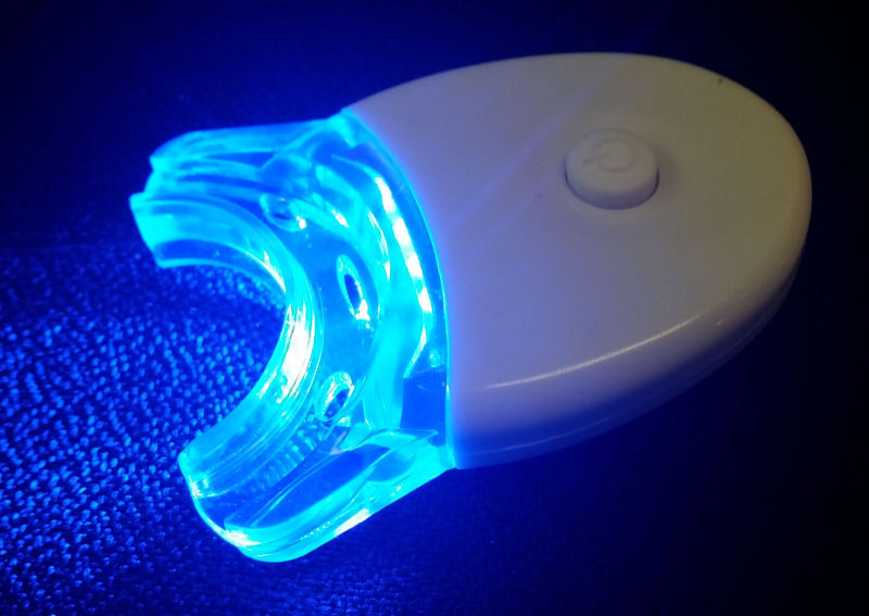 teeth whitening light